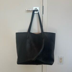 Cuyana Black Leather Tote